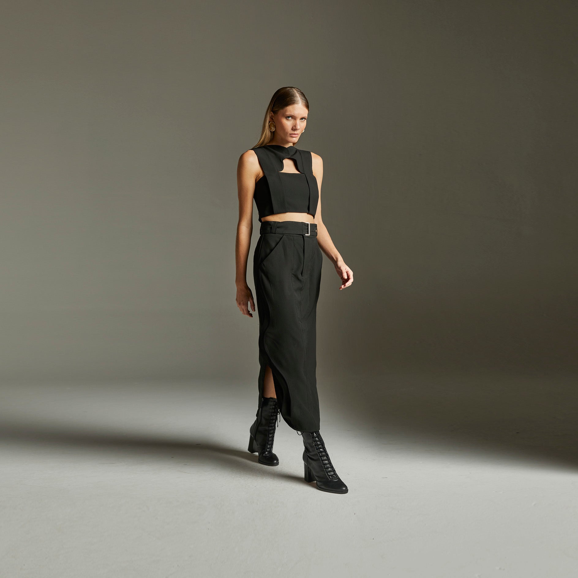 Saia midi Valiny - Preto