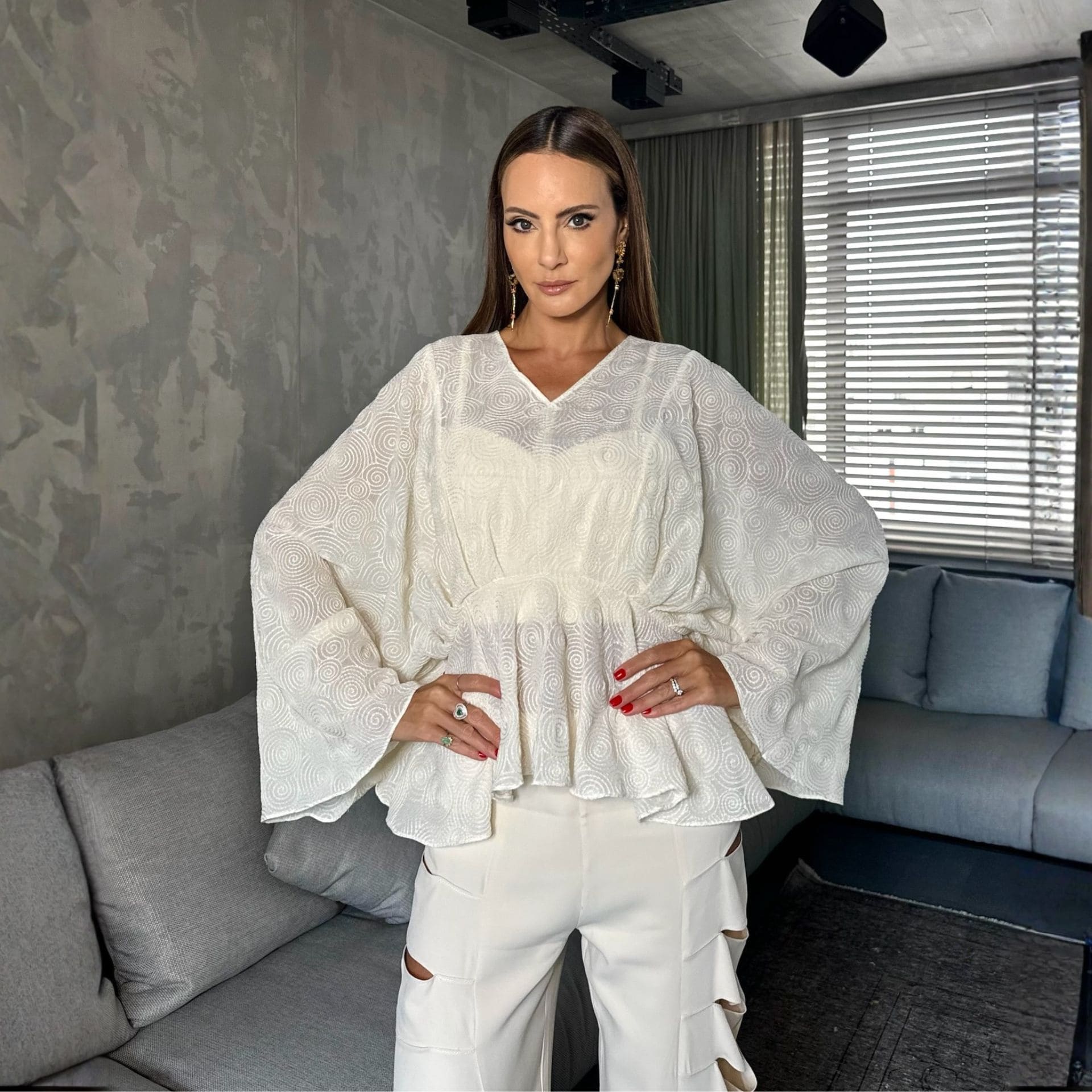 Blusa Humy - Off Bordado