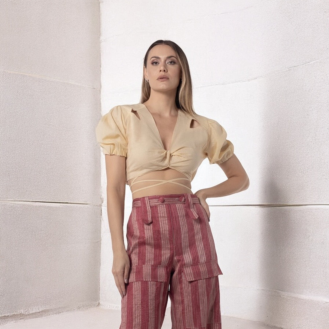 Cropped Lym - Bege Concha