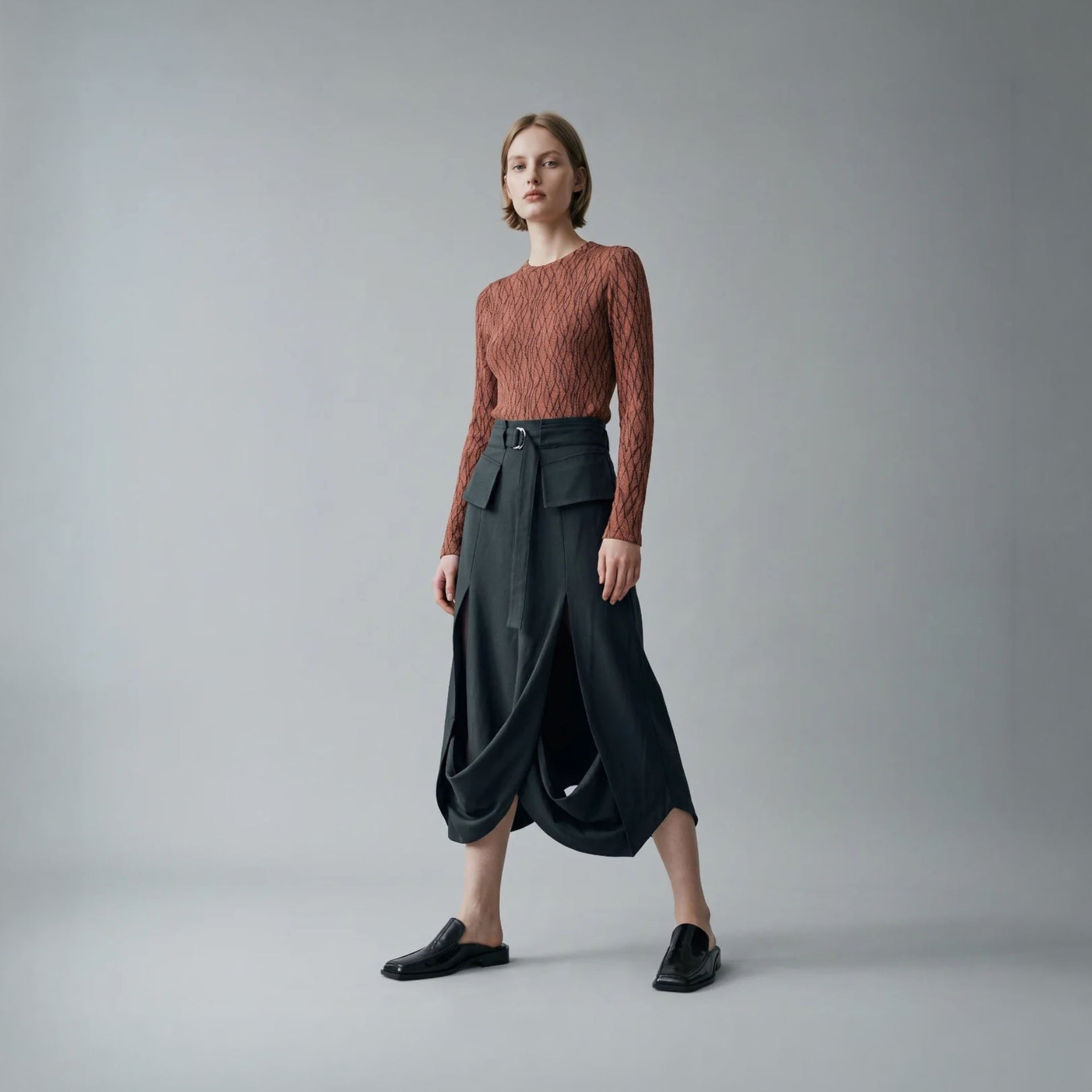 Saia Midi Loryan - Preto