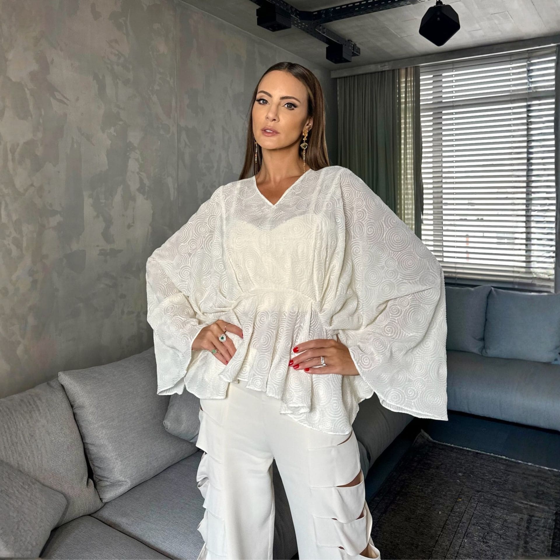 Blusa Humy - Off Bordado