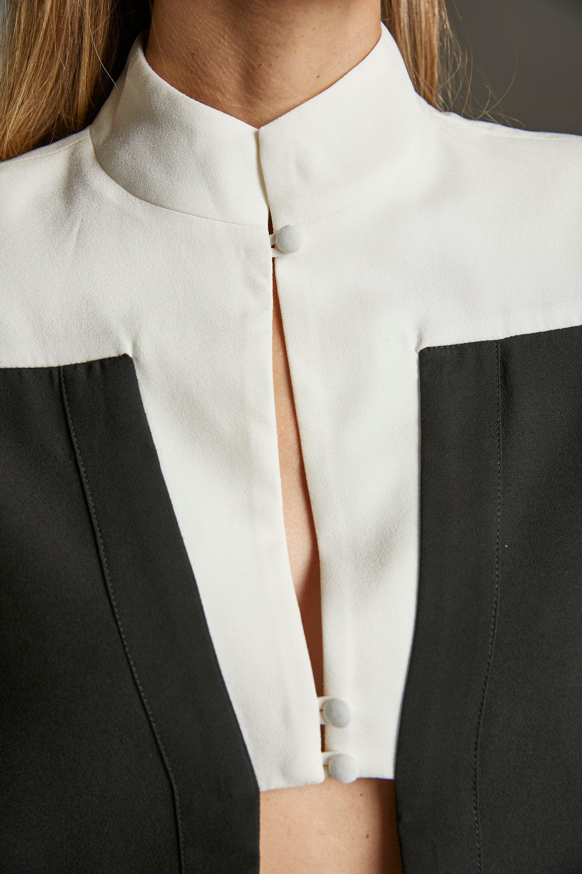 Blusa Alika - Preto
