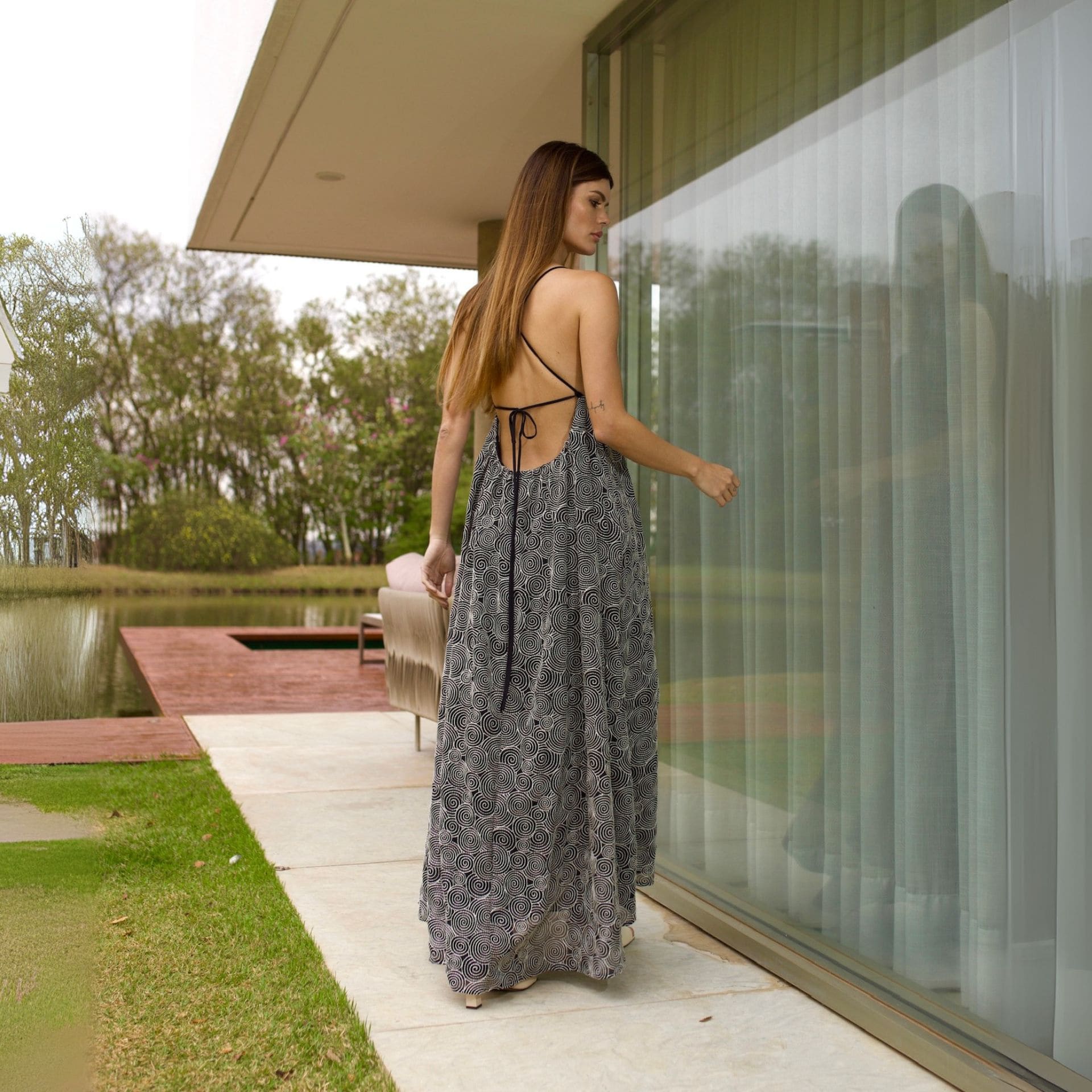 Vestido Lobelia - Preto Bordado