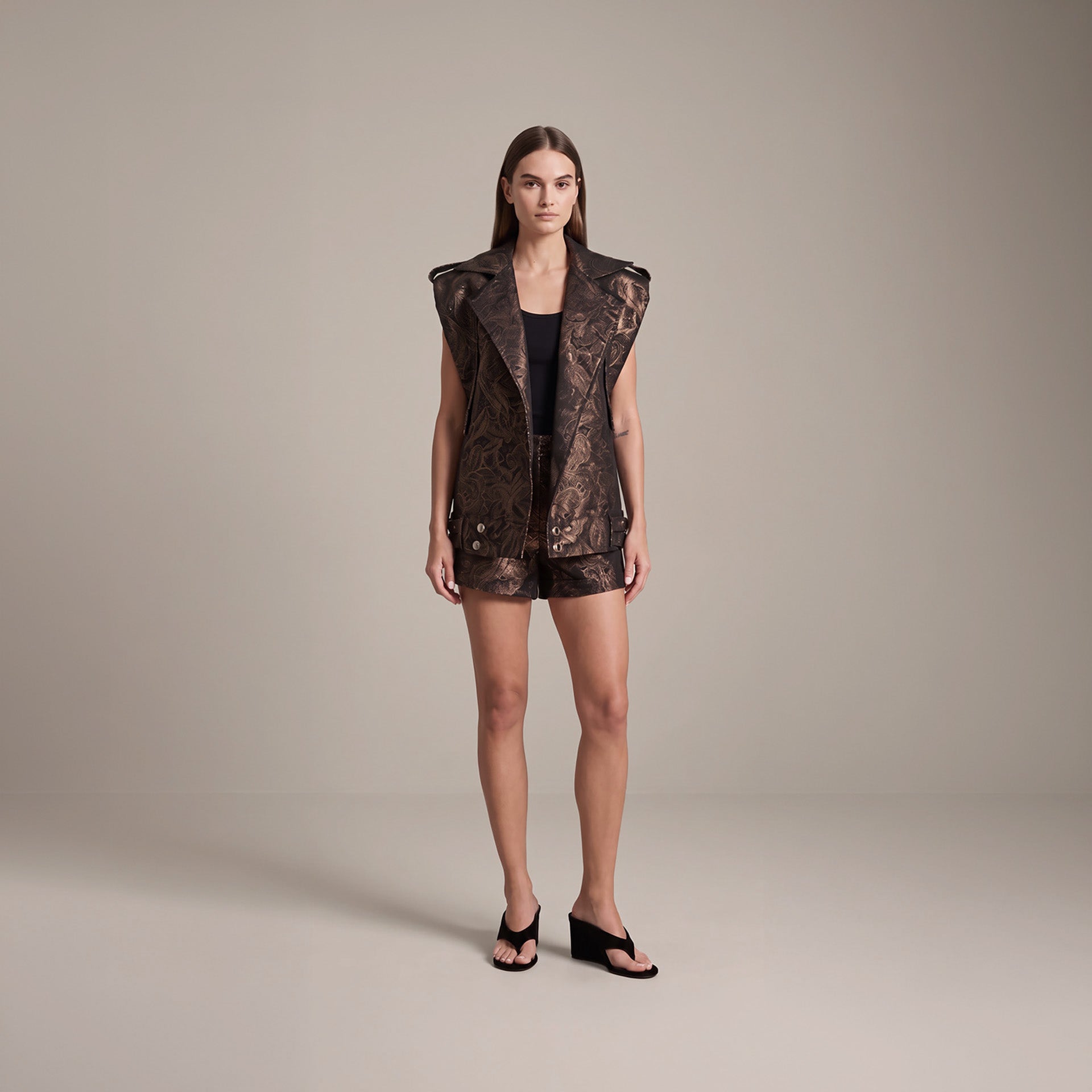 Shorts Voti - Jacquard Dourado