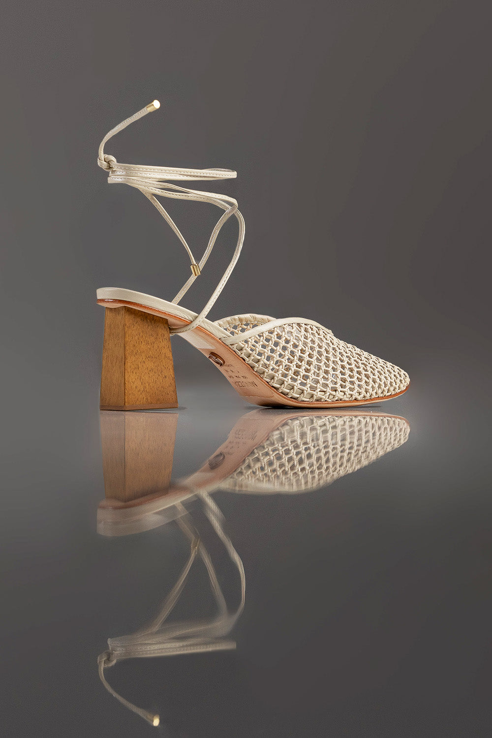 MULE MARIA EDUARDA - COURO OFF WHITE