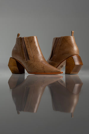 BOTA MARTA - COURO EFEITO CRINKLE CAPUCCINO