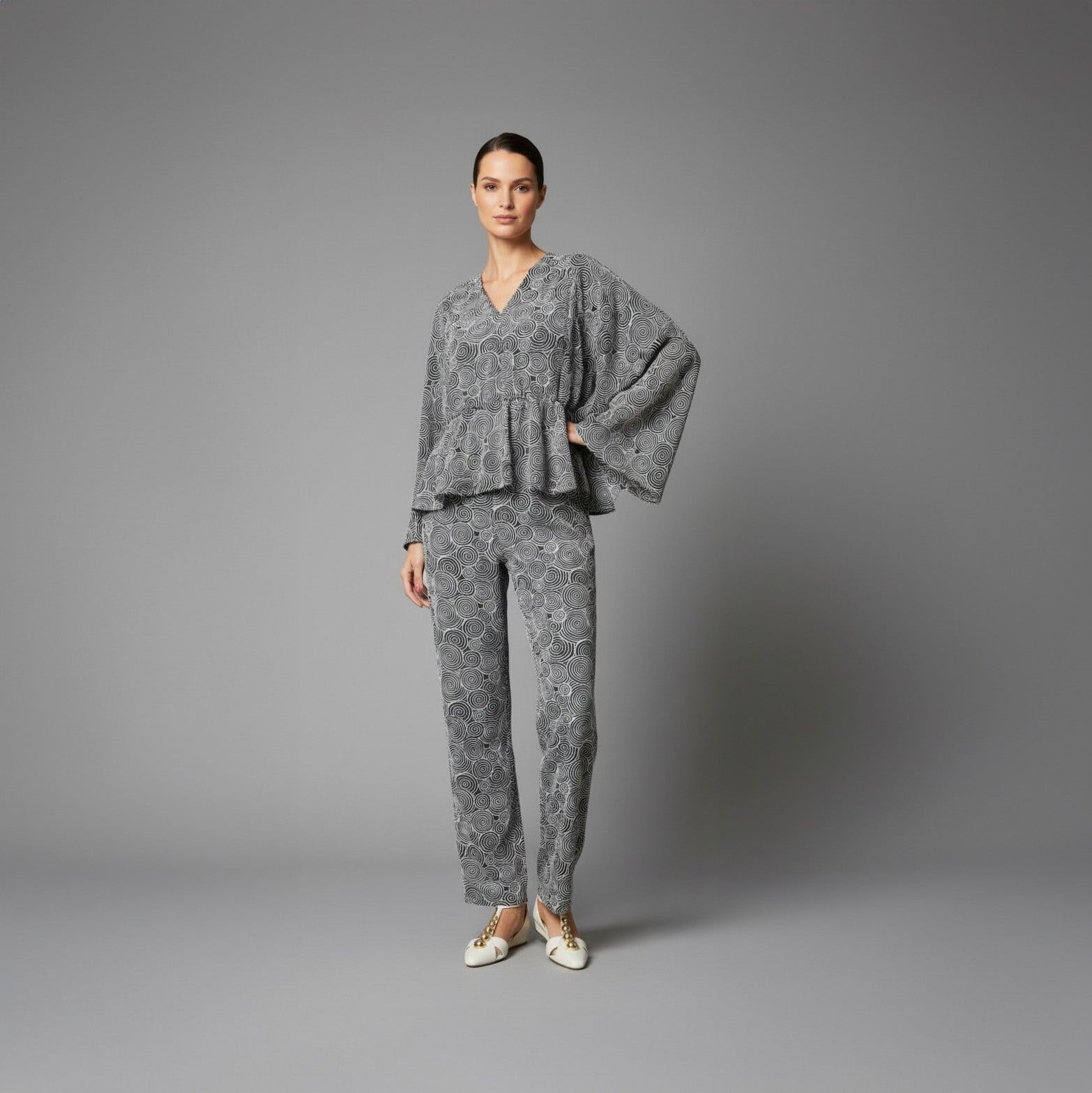 Calça Vaniny - Preto Bordado