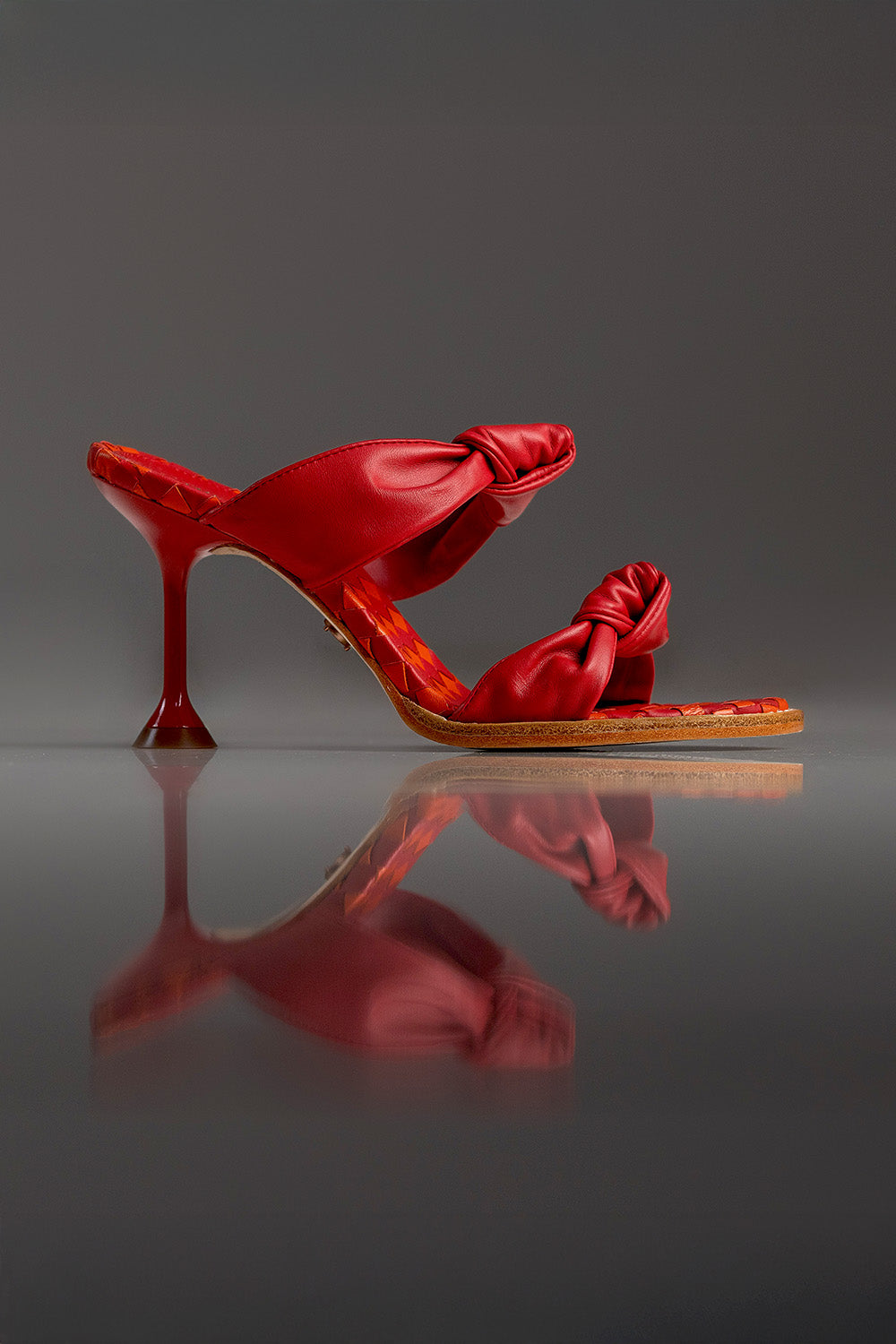 TAMANCO OLIVIA - COURO VERMELHO