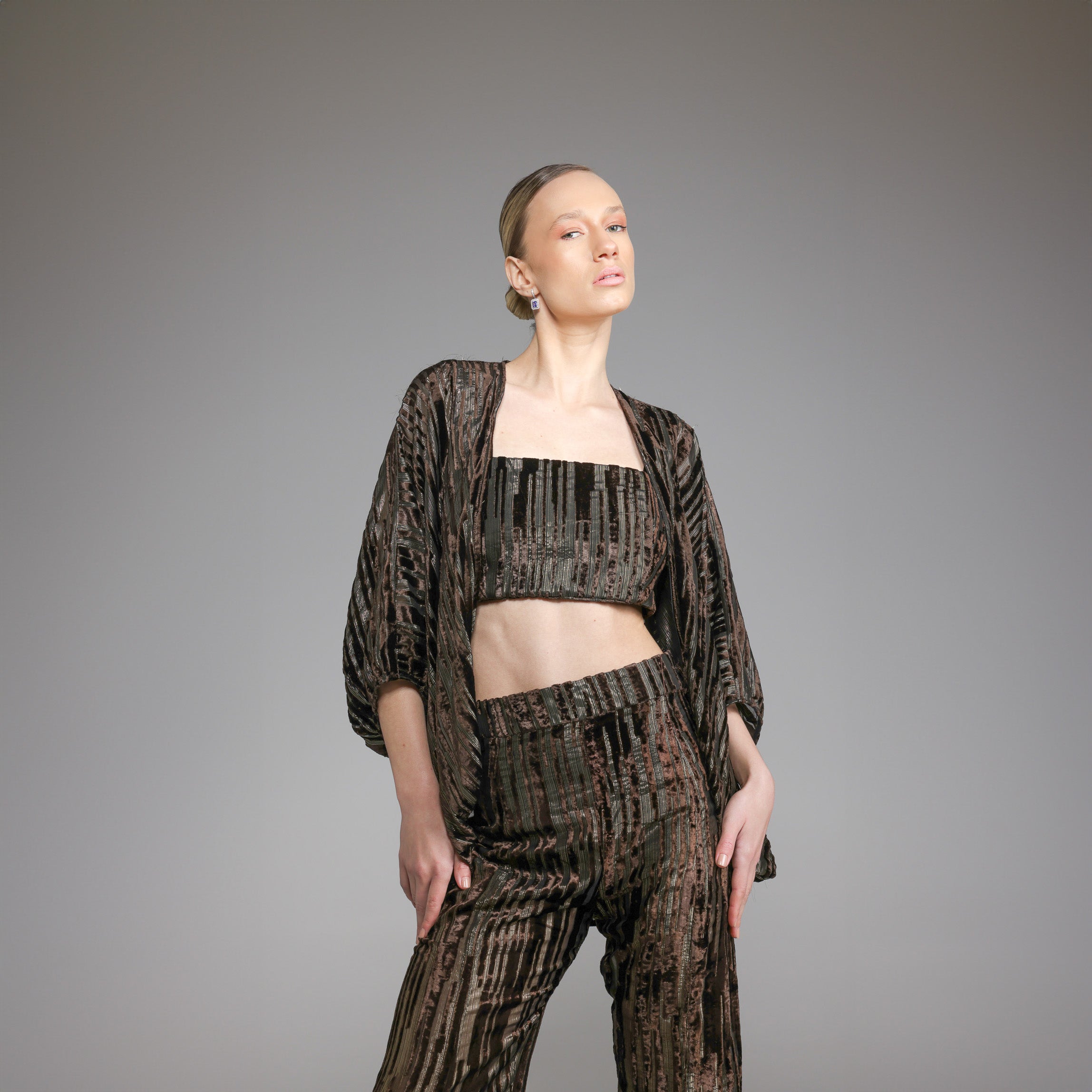 Kimono Florancia - Marrom Veludo