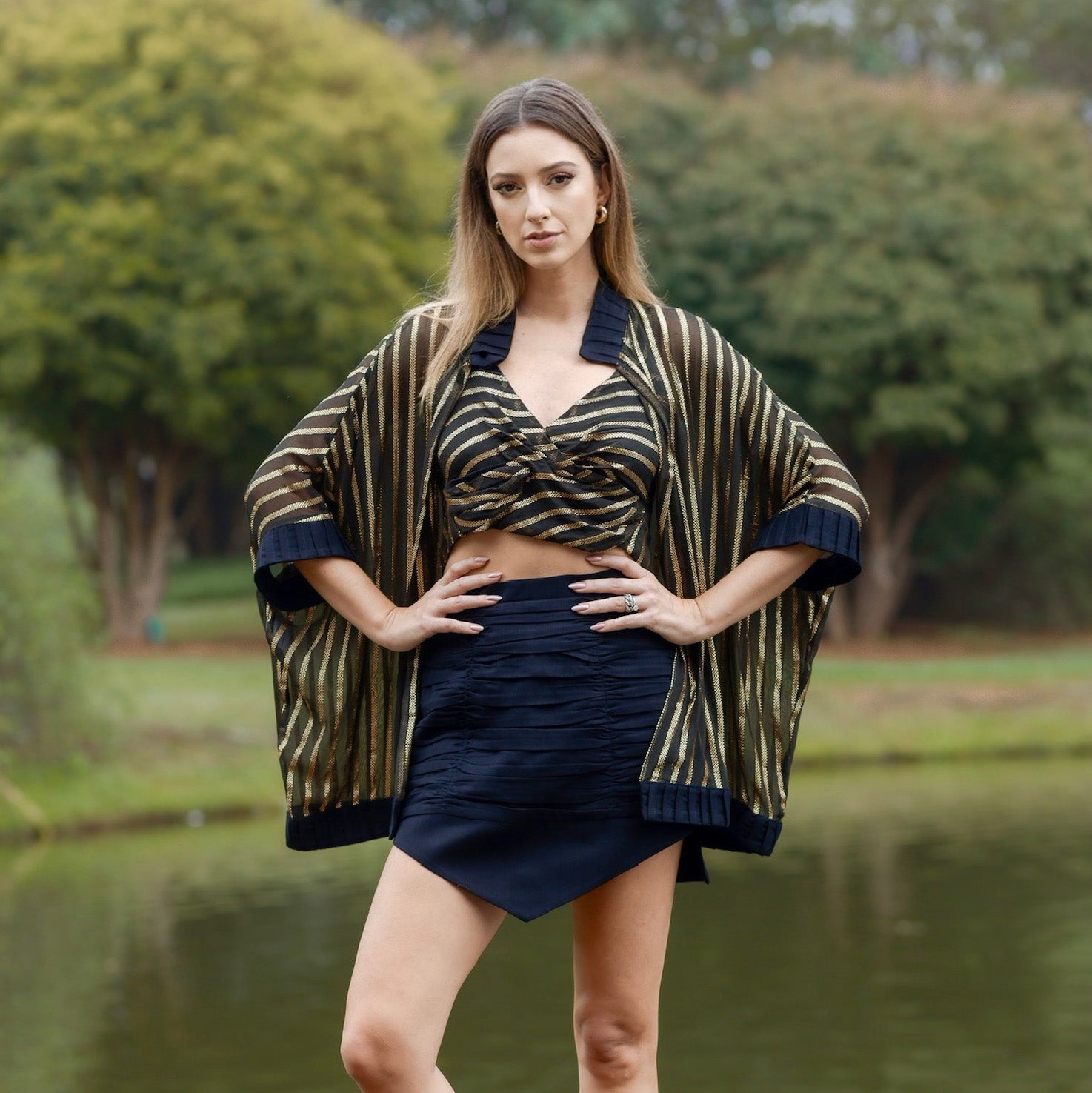 Cropped Simon - Preto Lurex Brilho