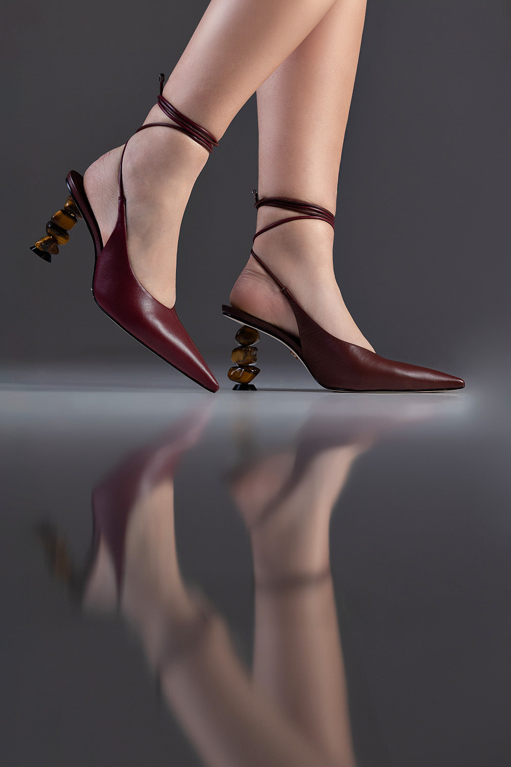 SLINGBACK SOPHIE - COURO PELICA VINHO E VINHO ESCURO
